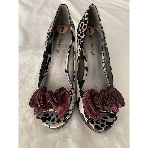 🔥 Steve Madden Girl Women's Shoes Size 7 Animal Print Pumps Peep-toe Bow - Picture 1 of 7